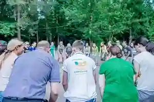 под руководством эвент менеджера тимбилдинг проходит успешно Под руководством event менеджера корпоративный отдых проходит на ура!